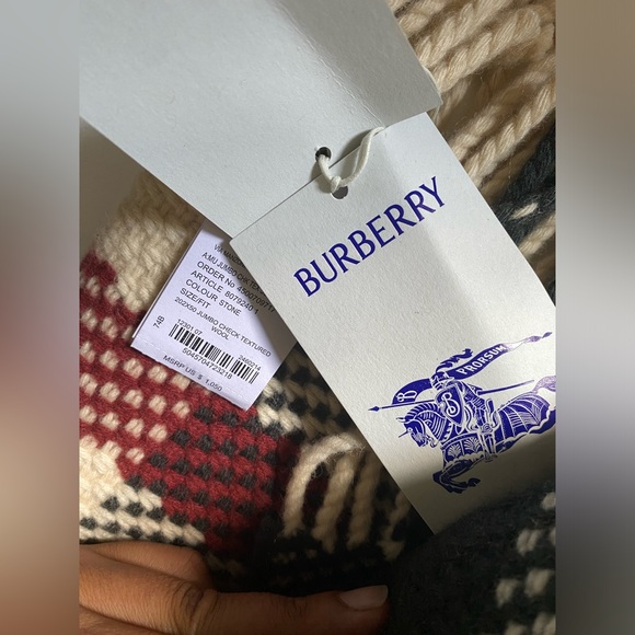 Burberry Stone jumbo check wool Fringe scarf NWT - Picture 9 of 12